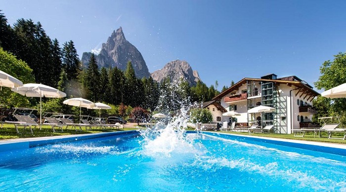 Hotel Waldrast Dolomiti
